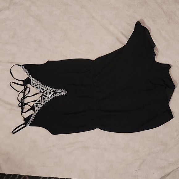 Norah Romper - Picture 9 of 9